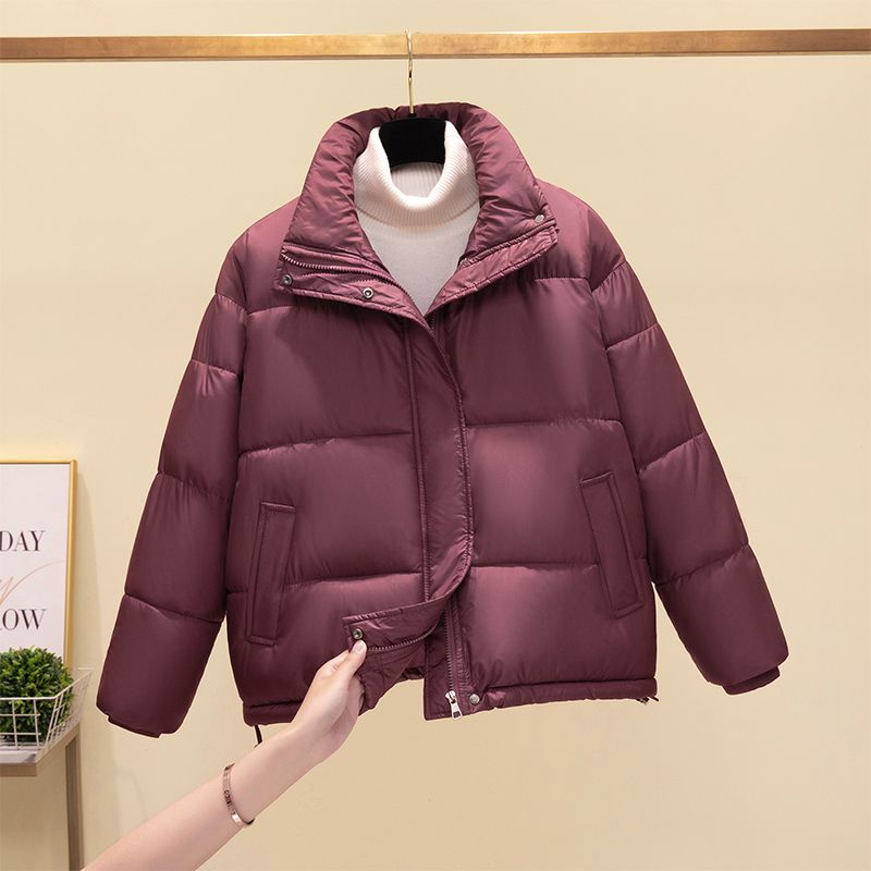 艾菜依羽绒服户外运动女短款2023冬新款宽松免洗亮面立领棉衣女小