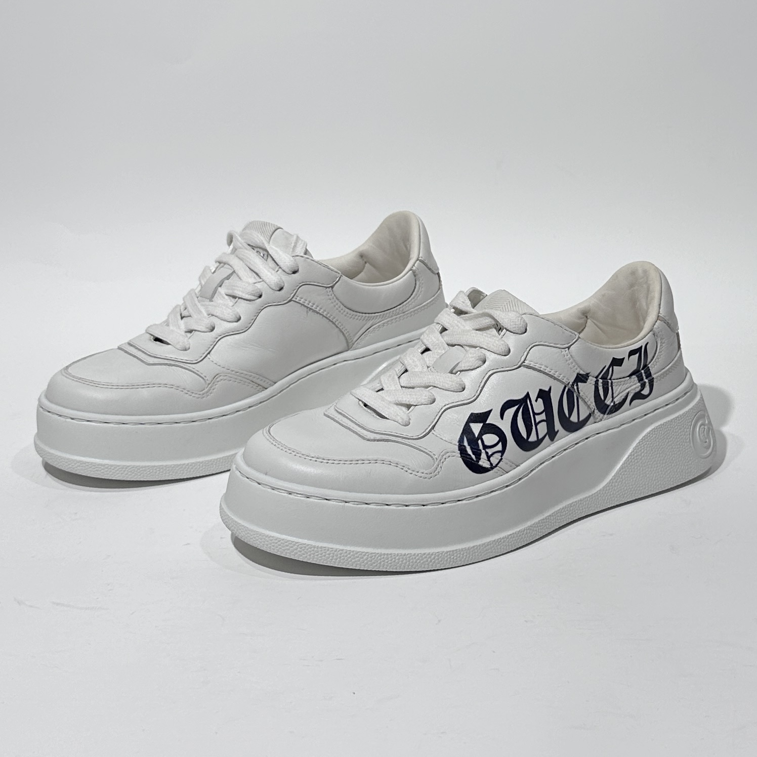 99新 GUCCI/古驰 35码 白色时尚饼干鞋/ML80109