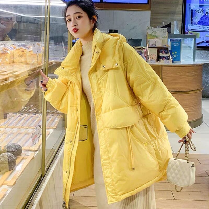 冬季女羽绒服轻薄2023新款上档次年轻漂亮修身短款白鸭绒网红清仓