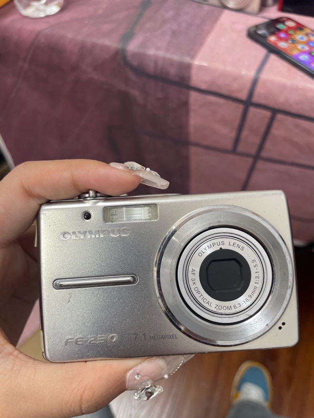 95新  奥林巴斯fe230/710w 3x emo感出片天花板 出片很有故事感