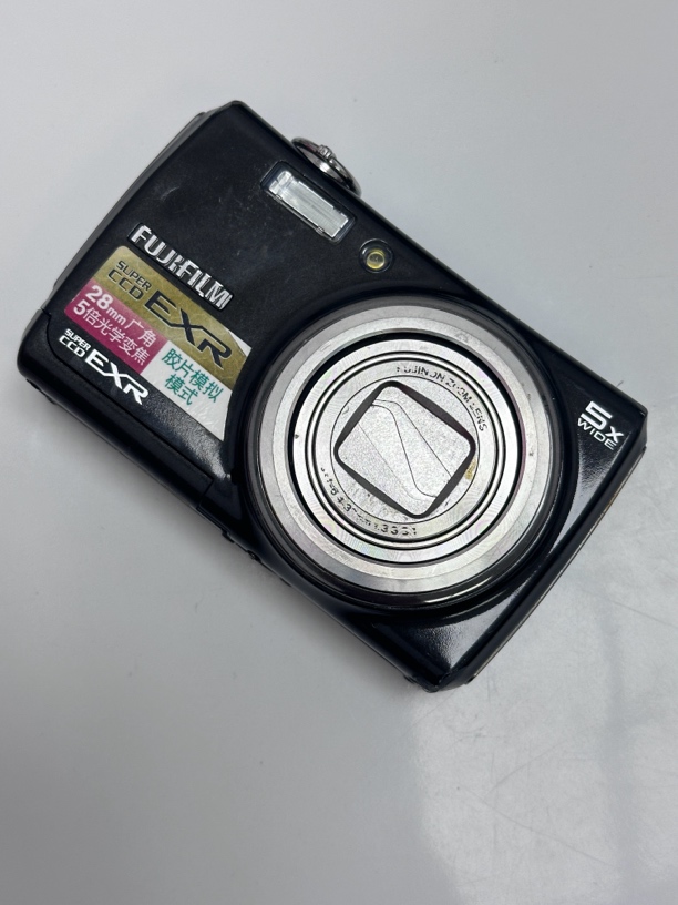 9新 Fujifilm/富士 F200exr『胶片模拟复古胶片感』五倍光变稀有款