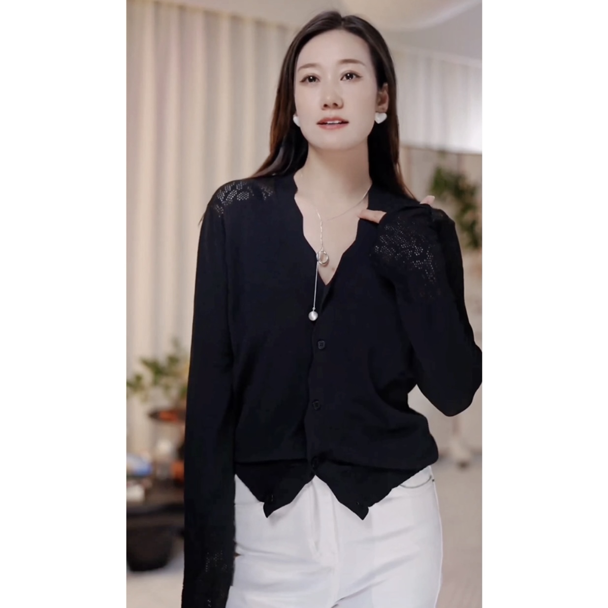 女神范经典黑色镂空 冰丝长袖针织开衫打底衫百搭上衣