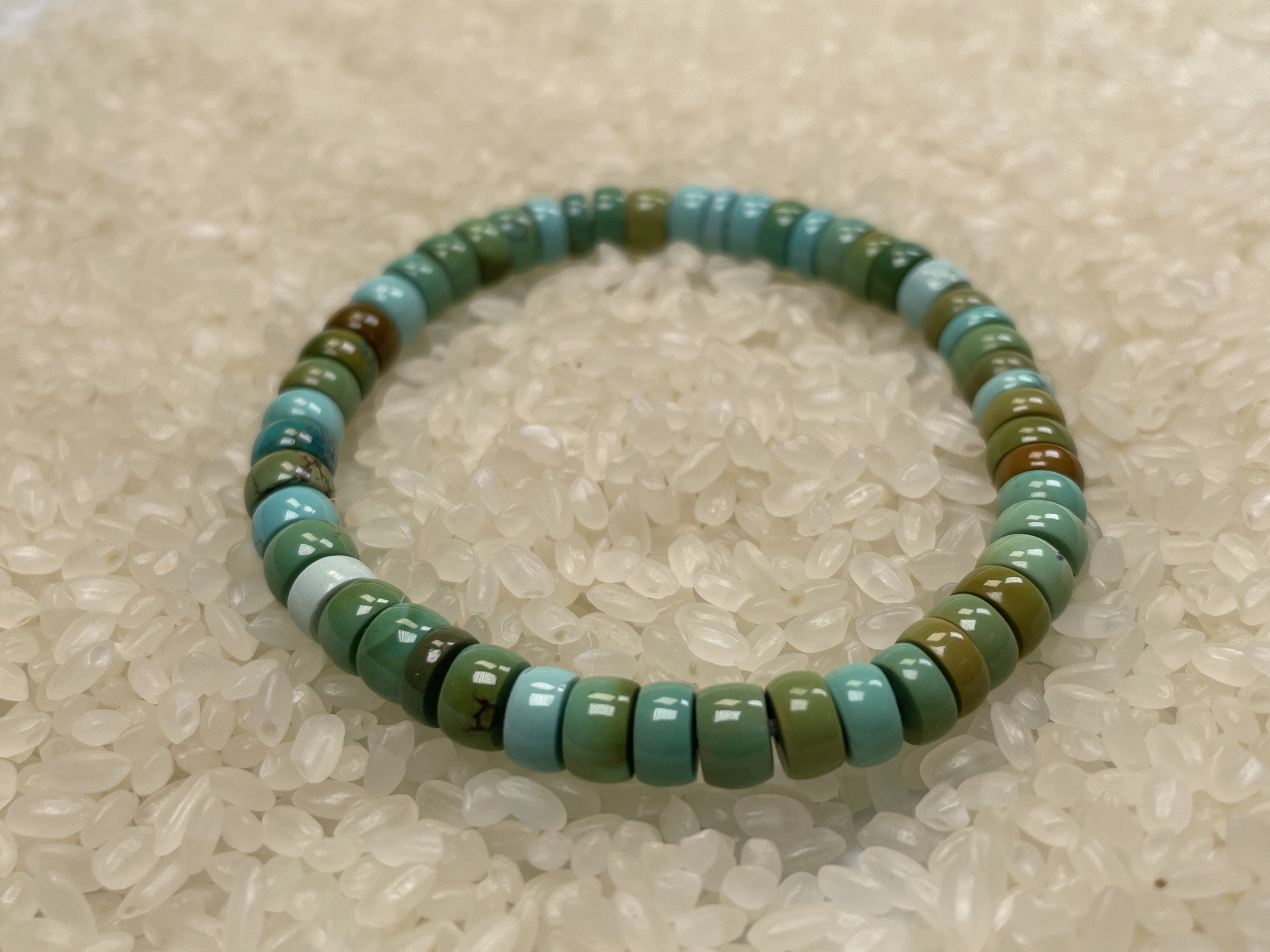 天然原矿绿松石单圈湖北十堰彩虹色系