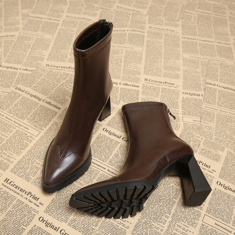 阔腿裤必备鞋秋冬季高跟棉鞋小个子增高厚底马丁靴女棕色尖头短靴