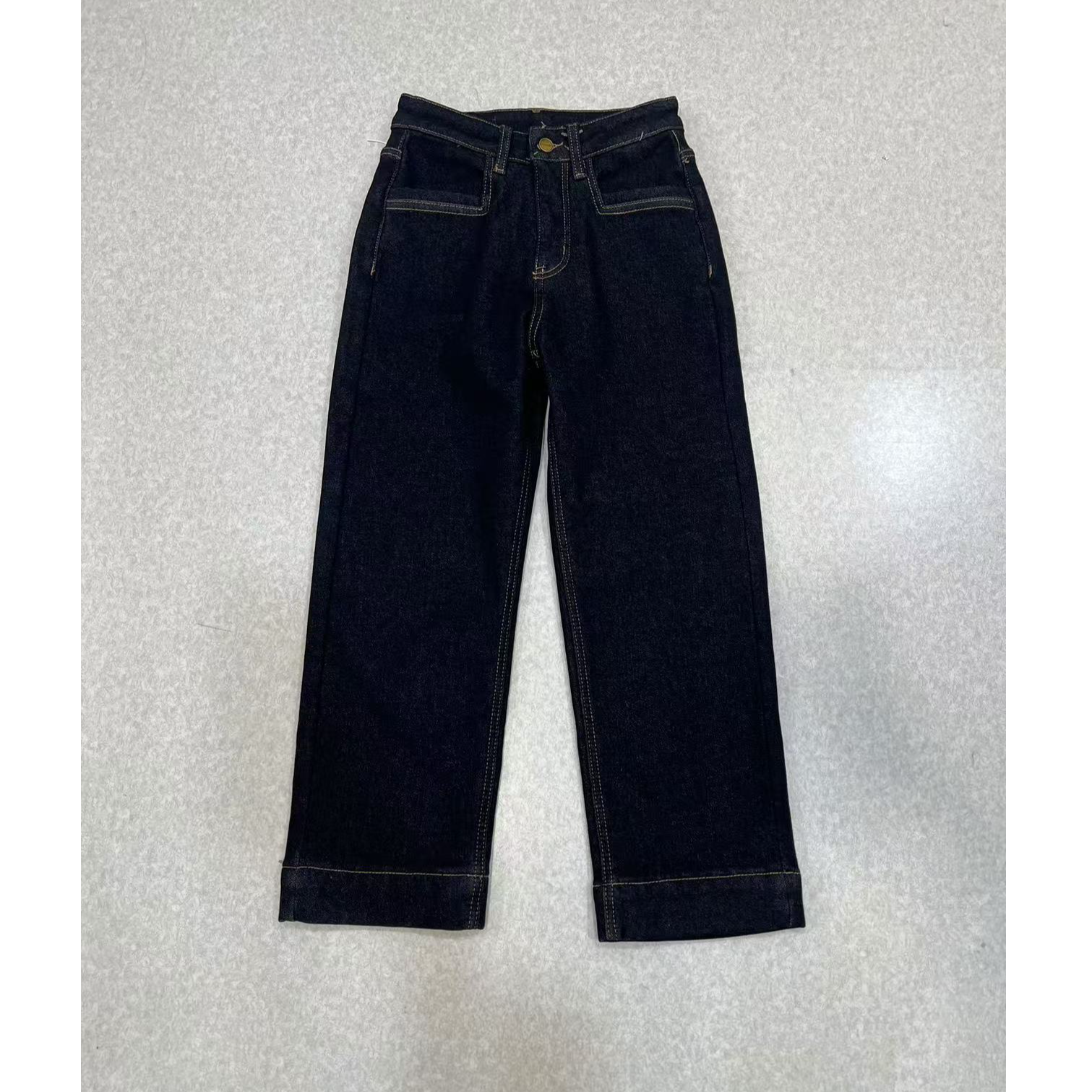 6126-2加绒加厚直筒牛仔裤女款时尚宽松简约显瘦直筒牛仔裤