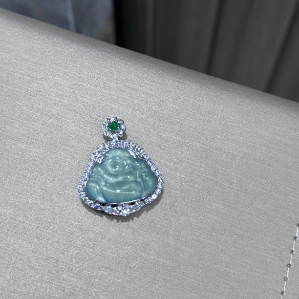 【欣遇珠宝】天然蓝水翡翠佛公吊坠