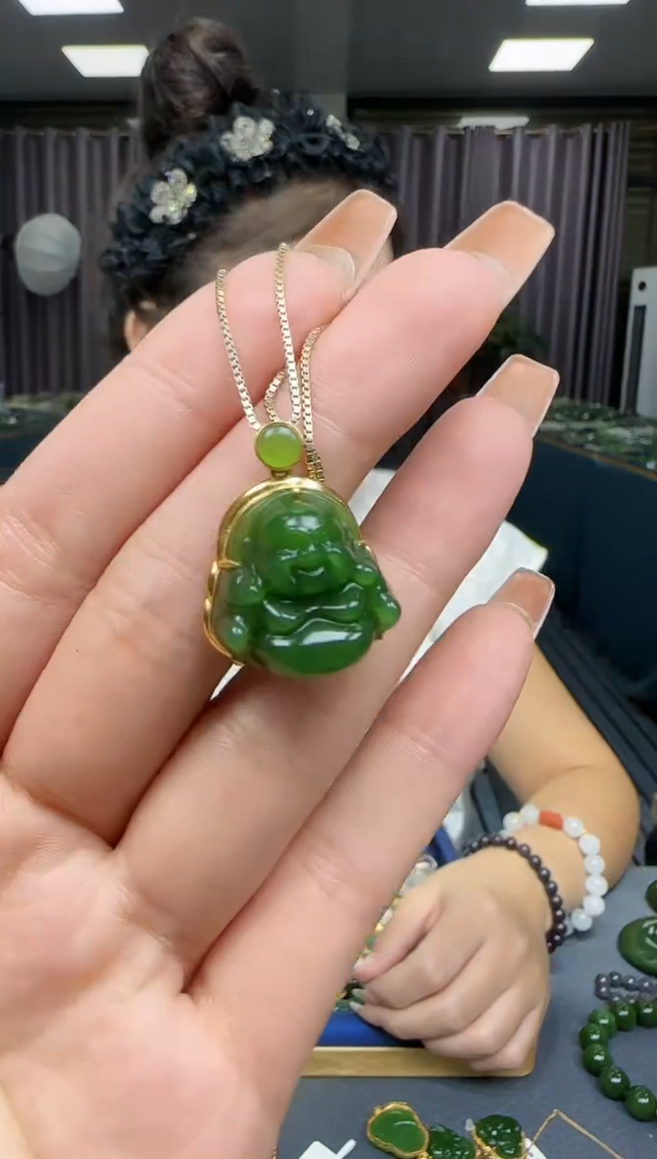 【闪购商品】和田玉挂件18K金镶嵌1