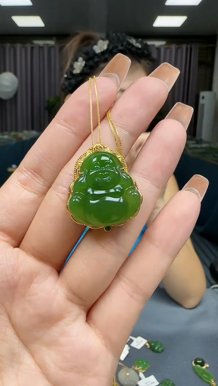 【闪购商品】和田玉挂件18K金镶嵌1