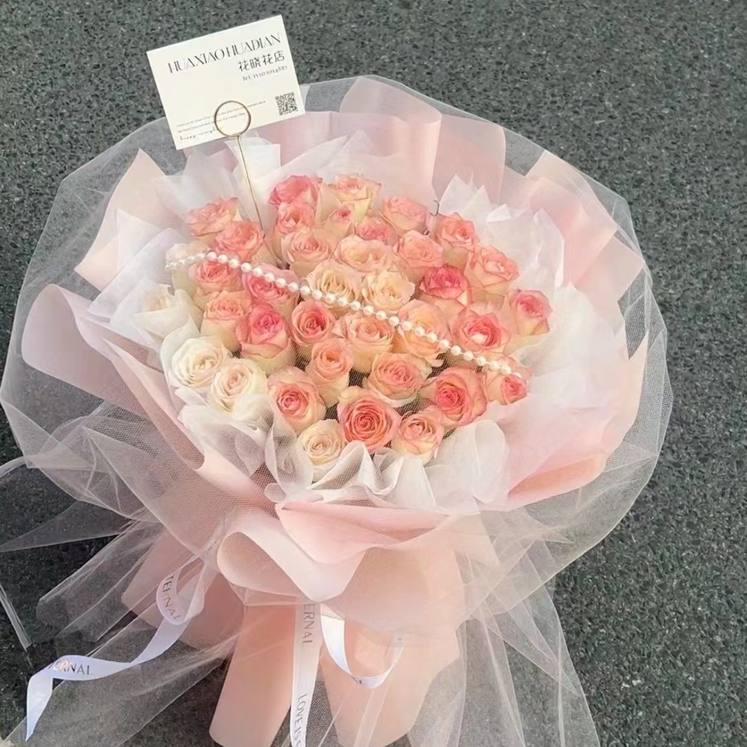 33朵艾莎玫瑰花束