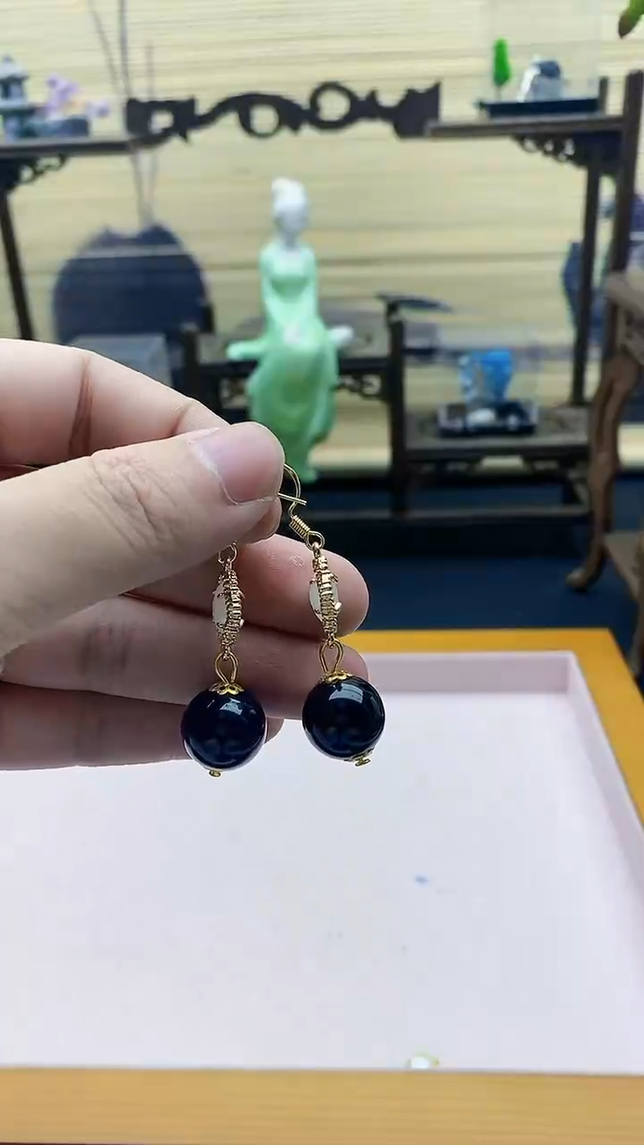 【闪购商品】琥珀裸石未镶嵌Q866