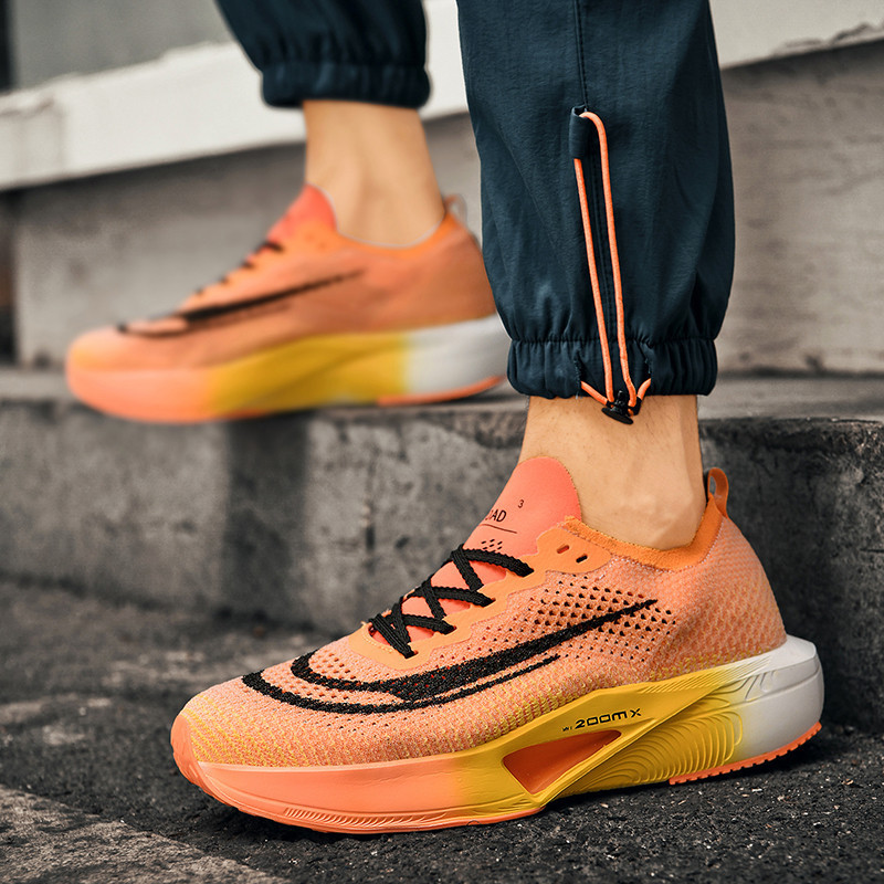 情侣鞋秋季新款全碳板轻便休闲飞马37代百搭减震学生训练专用