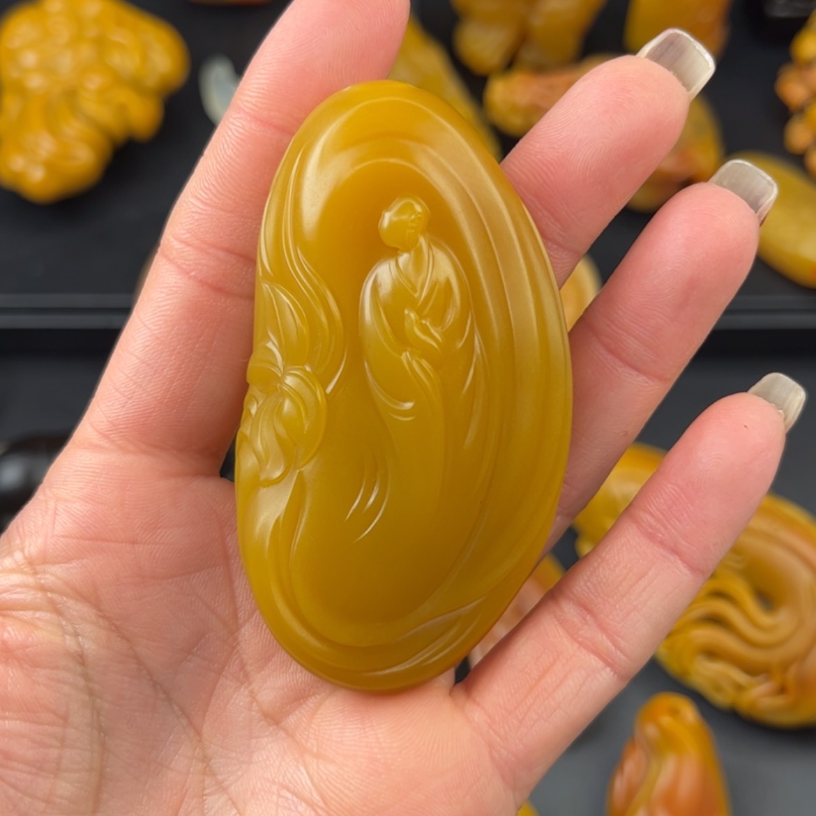 【闪购商品】石英质玉黄蜡石挂件未镶嵌天*