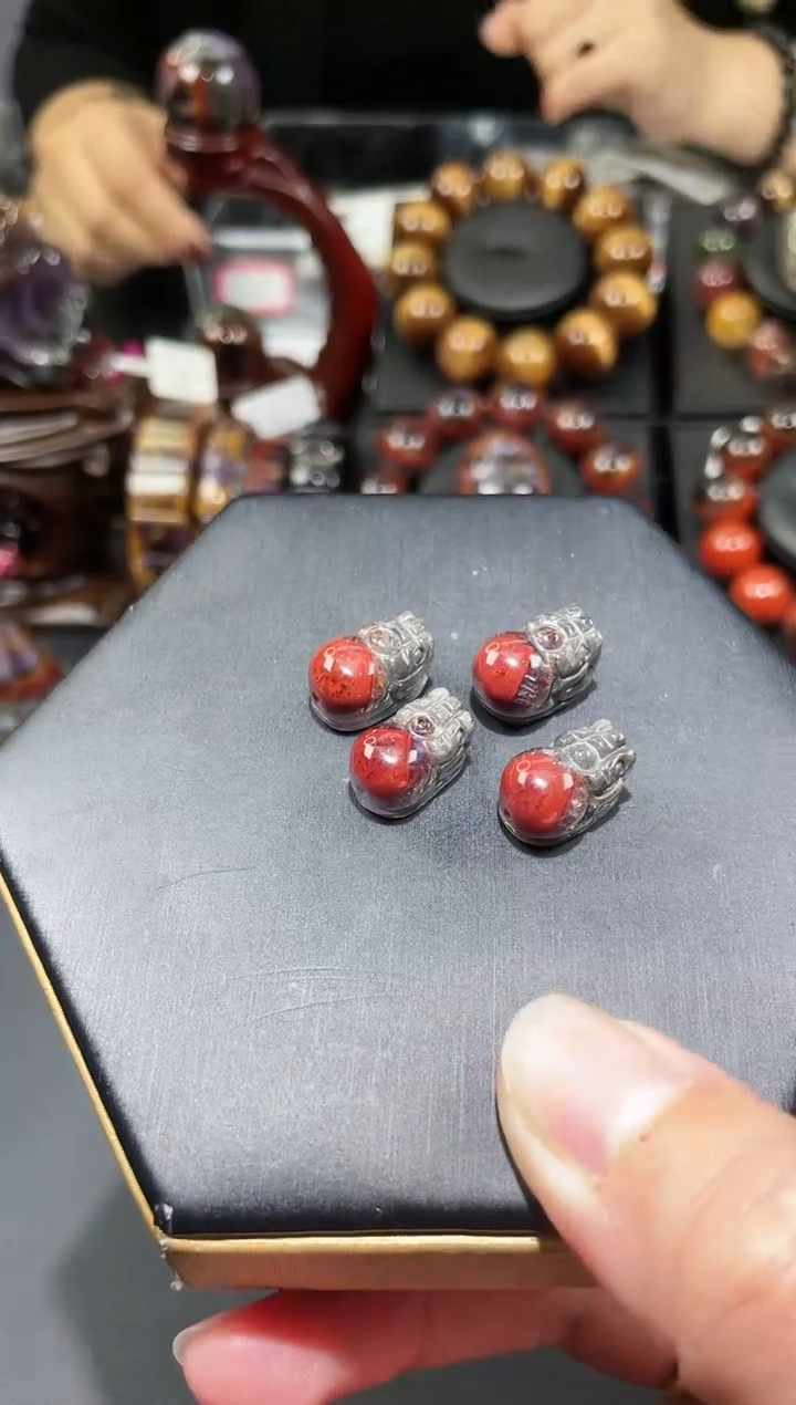【闪购商品】水晶吊坠未镶嵌极光貔貅吊坠（多样性单发）