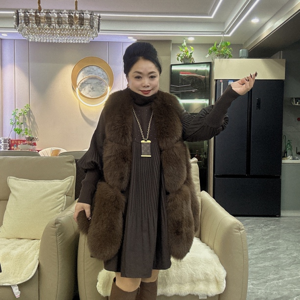 《乐姐》推荐新款高货马甲洋气款，乐乐