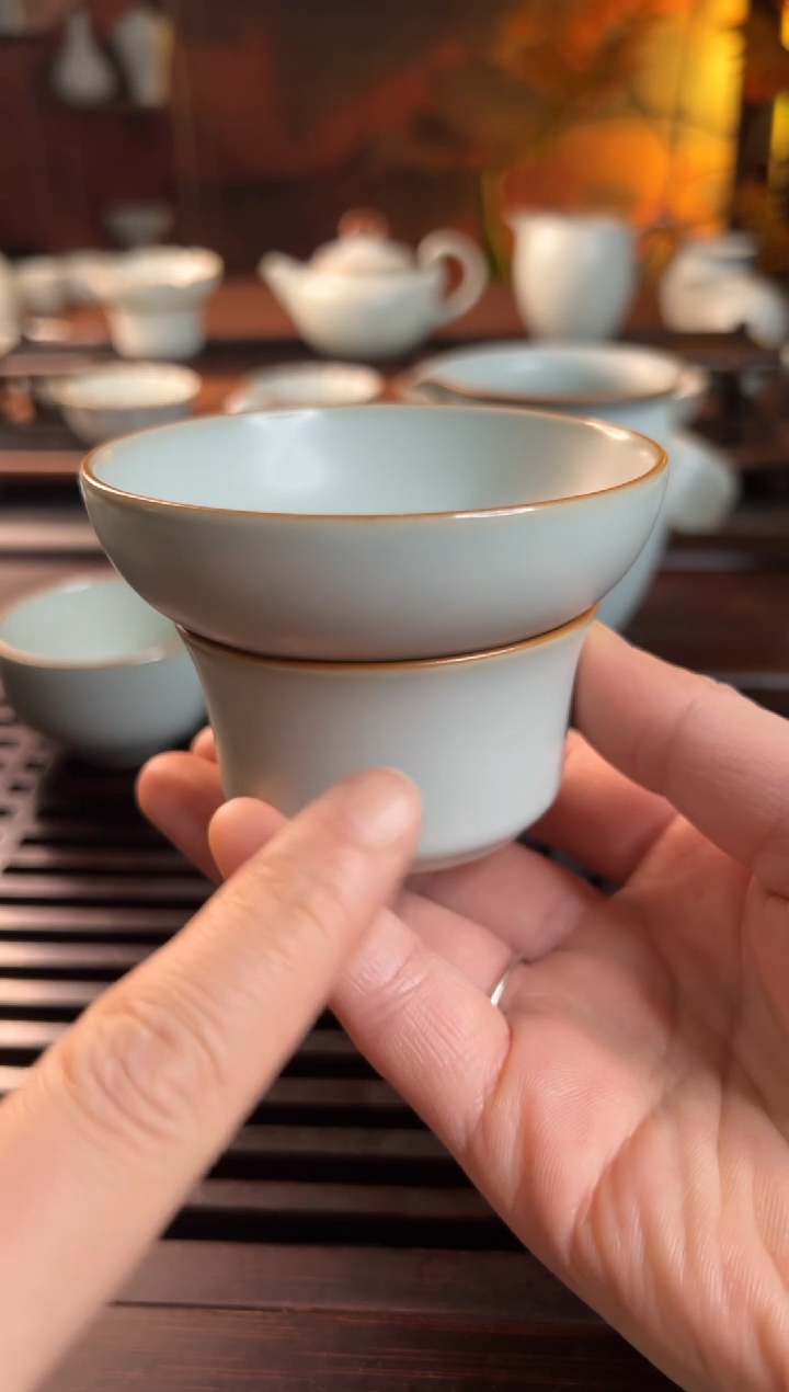 【闪购商品】瓷杯悠然茶漏1