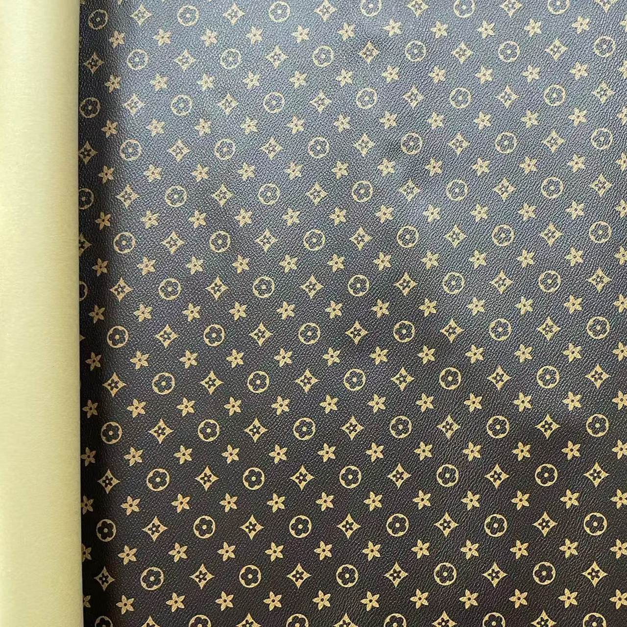 【爱宠粉】自粘皮革小印花  小熊棋盘格 DIY手工辅料