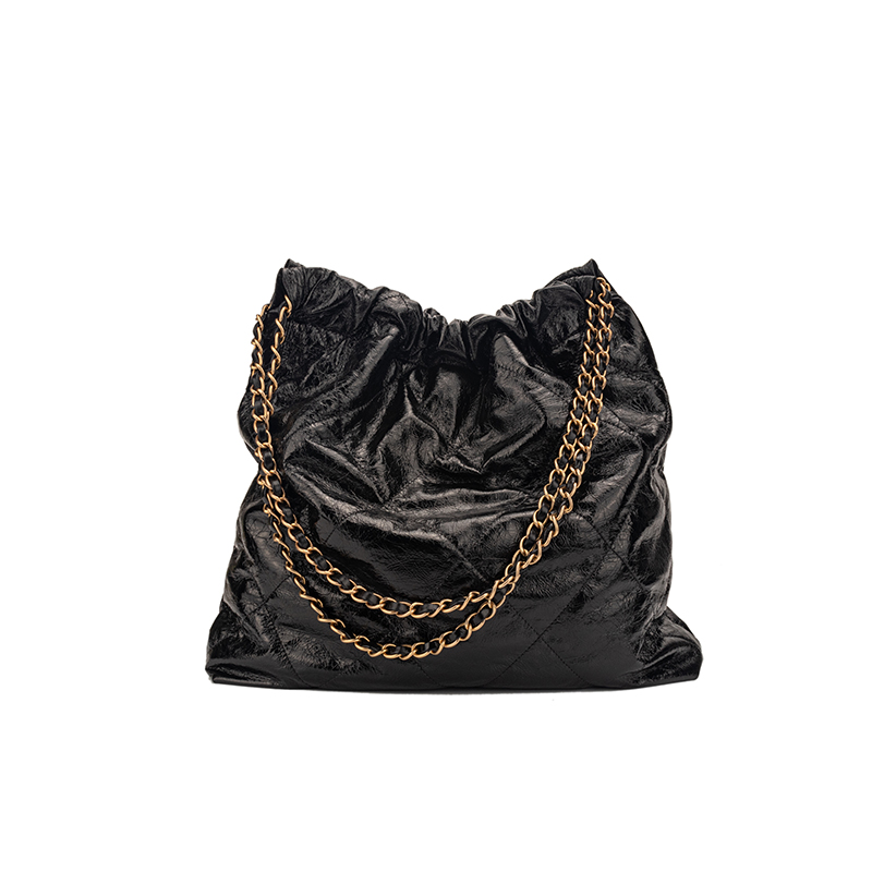 新款潮流时尚轻奢中号黑色垃圾包单肩大容量耐磨女士包包