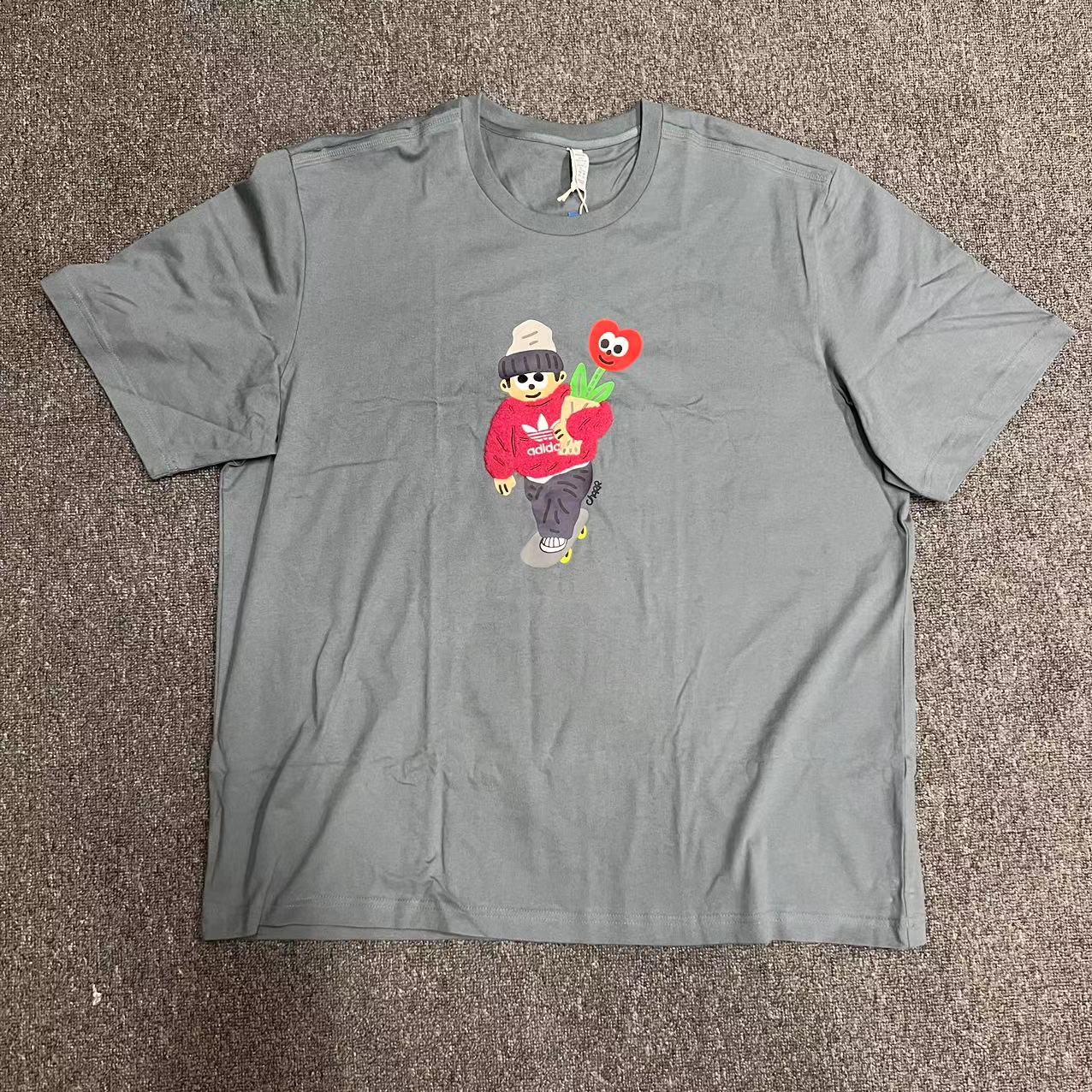 Adidas originals x Charr Morita 联名款短袖/3xl/全新带吊/664