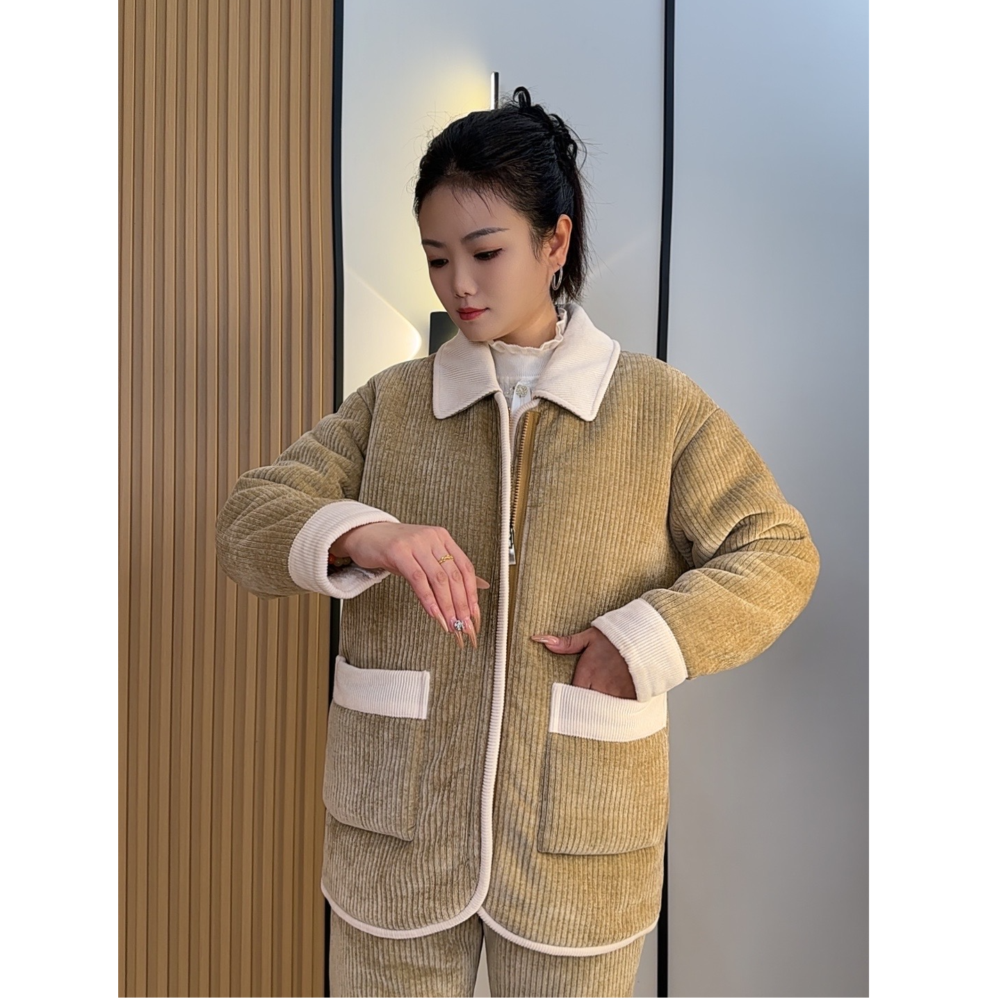 2025原创原版轻奢家居服睡衣套装女加绒加厚可外穿休闲宽松