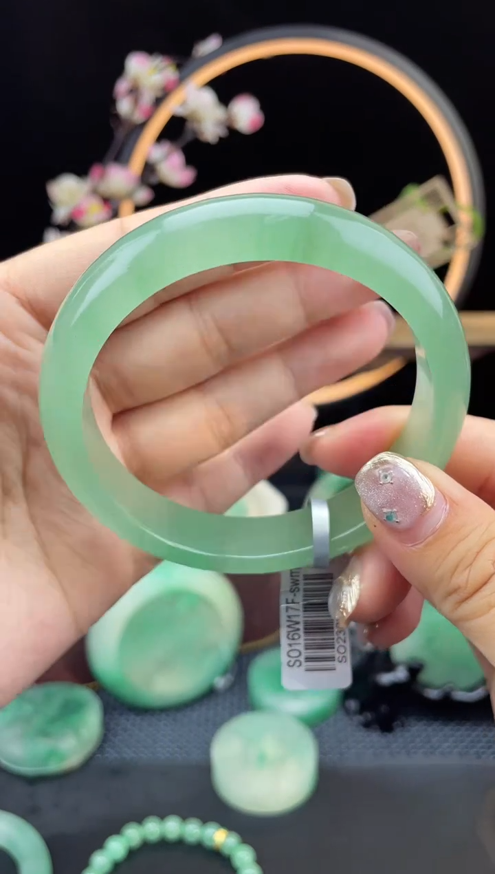 【闪购商品】石英质玉手镯未镶嵌多样性