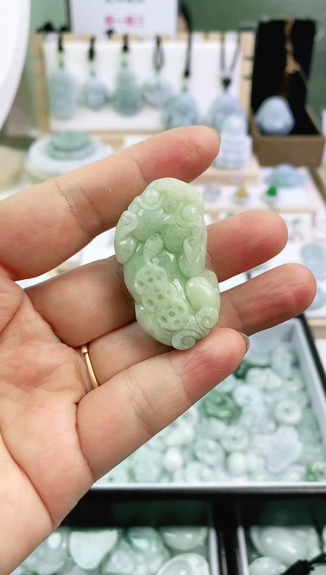 【闪购商品】翡翠颈饰未镶嵌貔貅（多样性发货选其一）