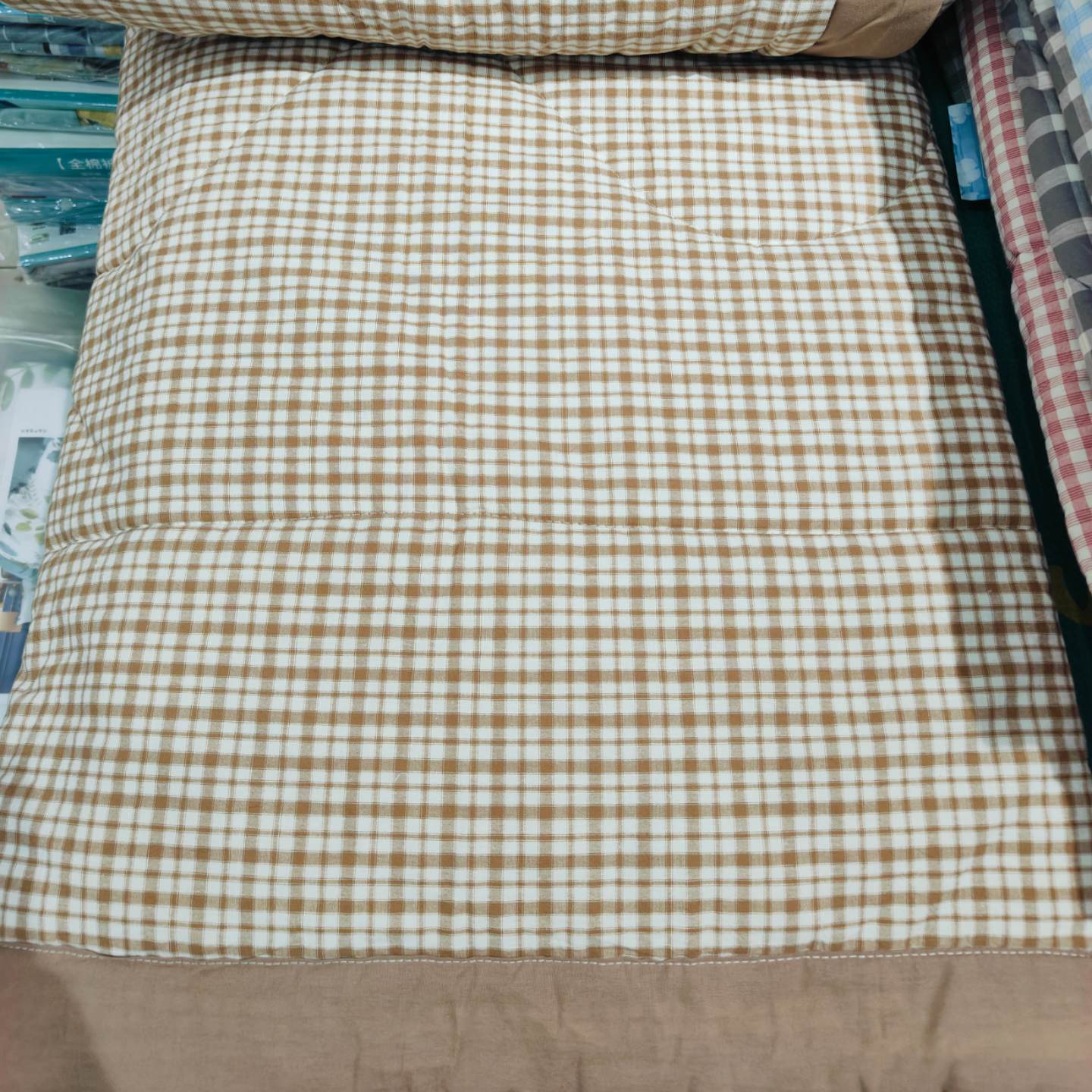 全棉色织格子水洗棉春秋被（1.5✖️2），里面填充新疆棉花，贴身透气