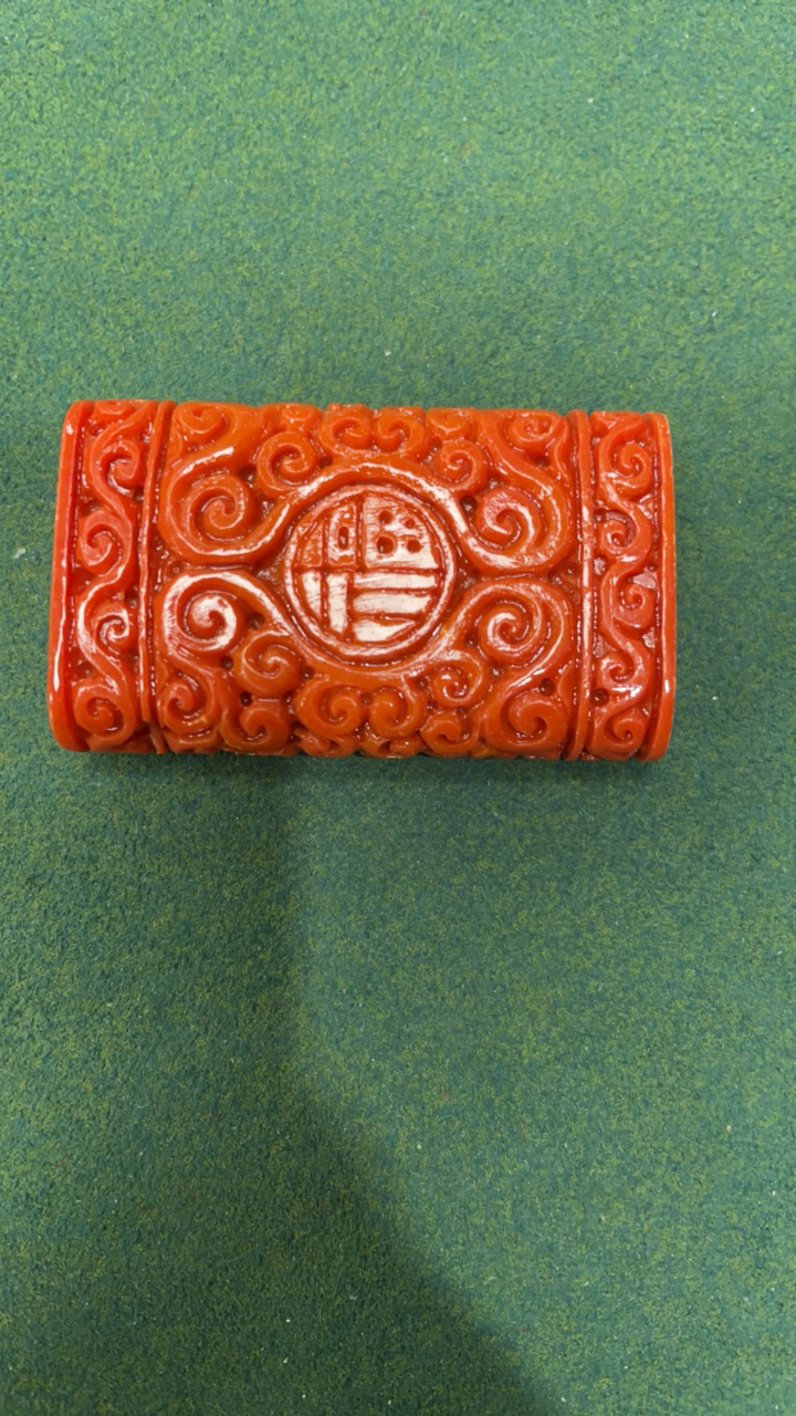 350号精品红色雕刻吊坠