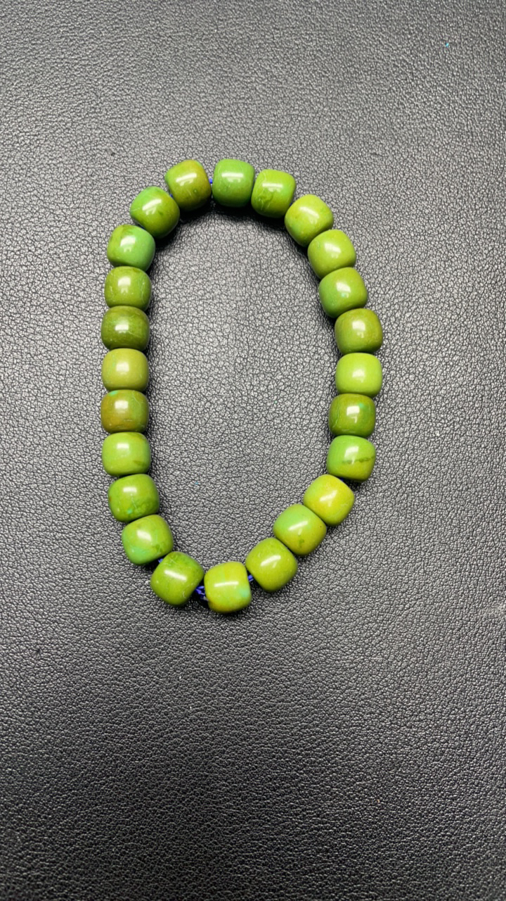 精品7mm菜籽黄老形直切手串