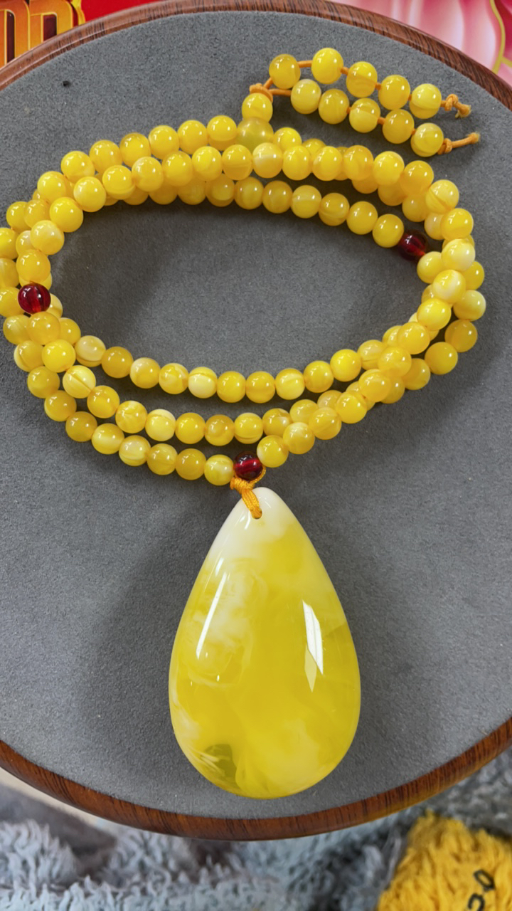 750号6mm鸡油黄水滴型项链吊坠