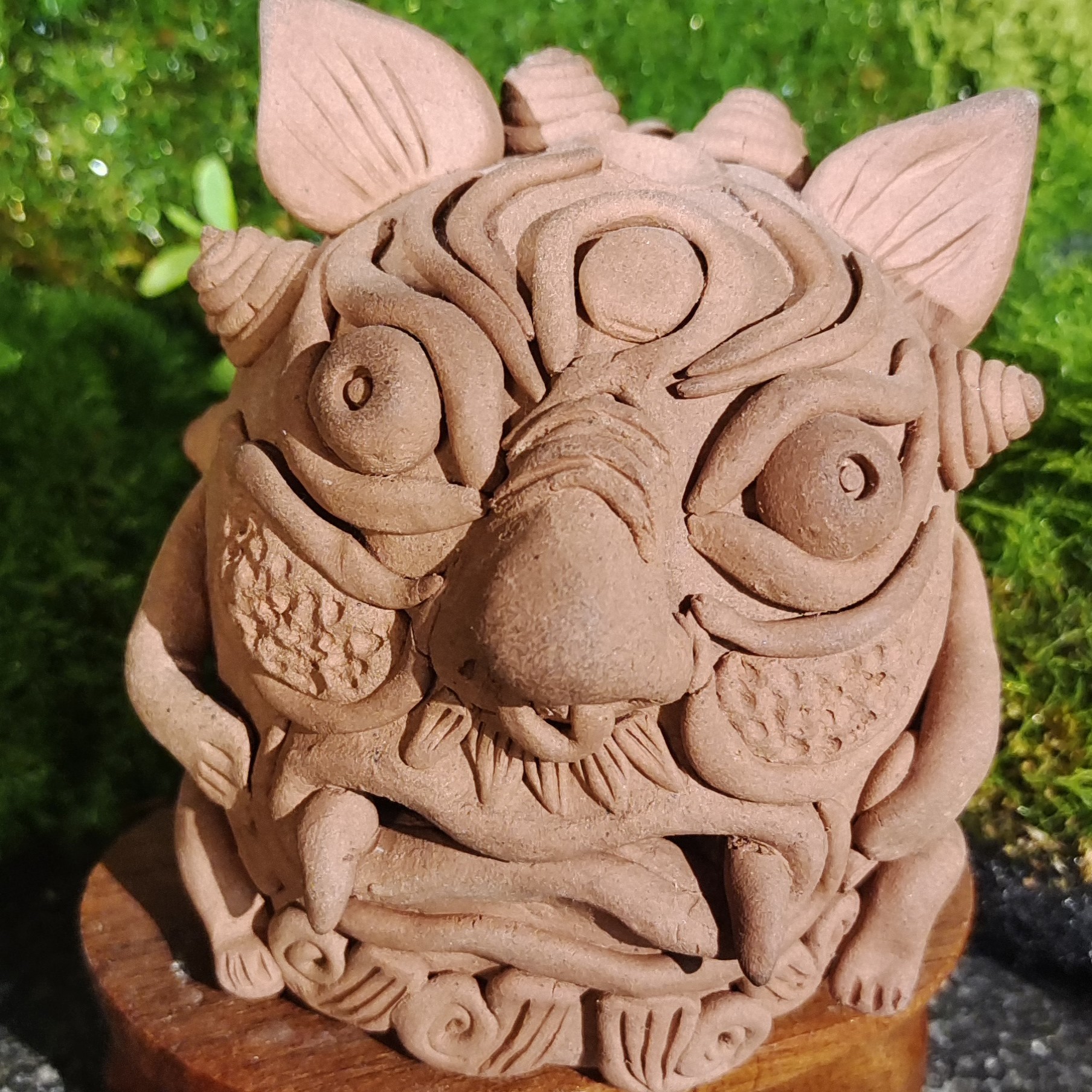 手工捏制倒流香香炉