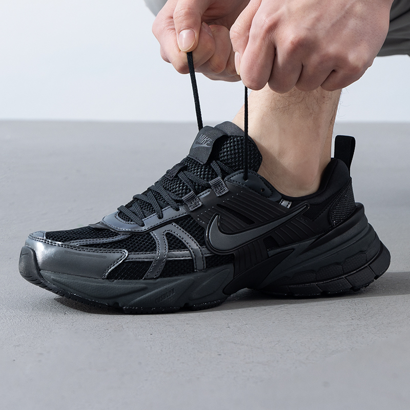 Nike耐克男鞋新款V2K RUN运动鞋黑武士老爹鞋复古休闲鞋HJ4497