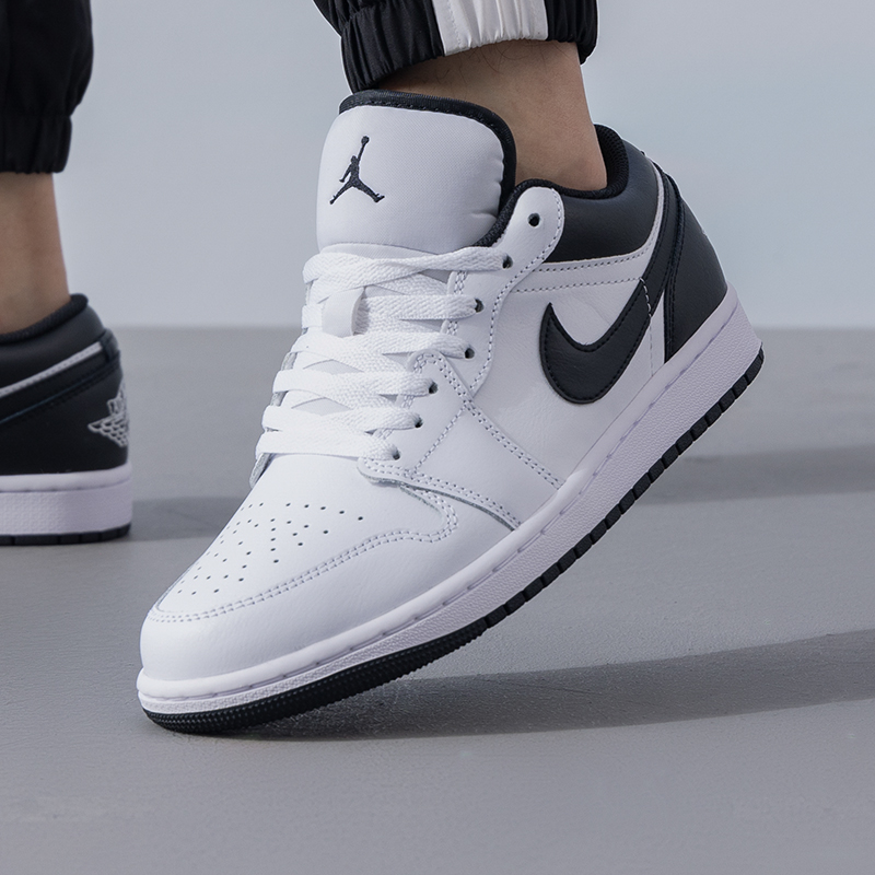 【又妈专属】耐克JORDAN男鞋新款篮球运动AJ1低帮时尚休闲板鞋