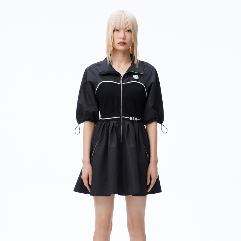 【诗语专属】REVAN芮范甜酷运动风黑色连衣裙RN71101097