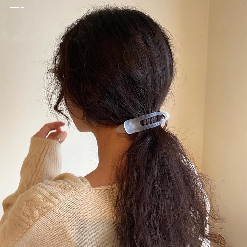 新款韩系少女2023设计小众显白精致甜美简约磨砂鸭嘴夹甜妹百搭
