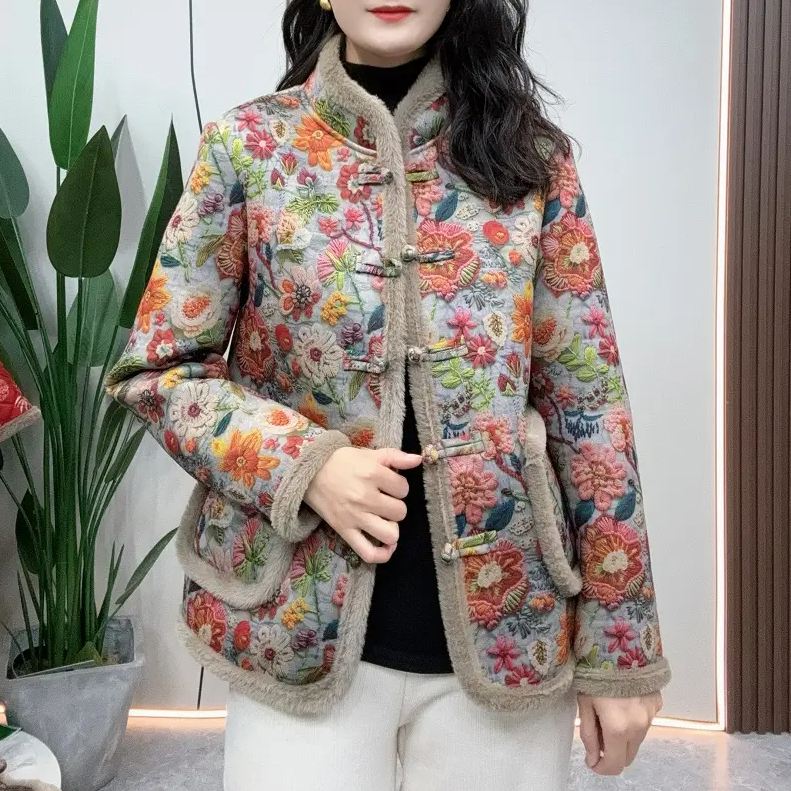 2025冬季新款加绒新中式盘扣碎花棉衣时尚百搭中老年妈妈装厚外套