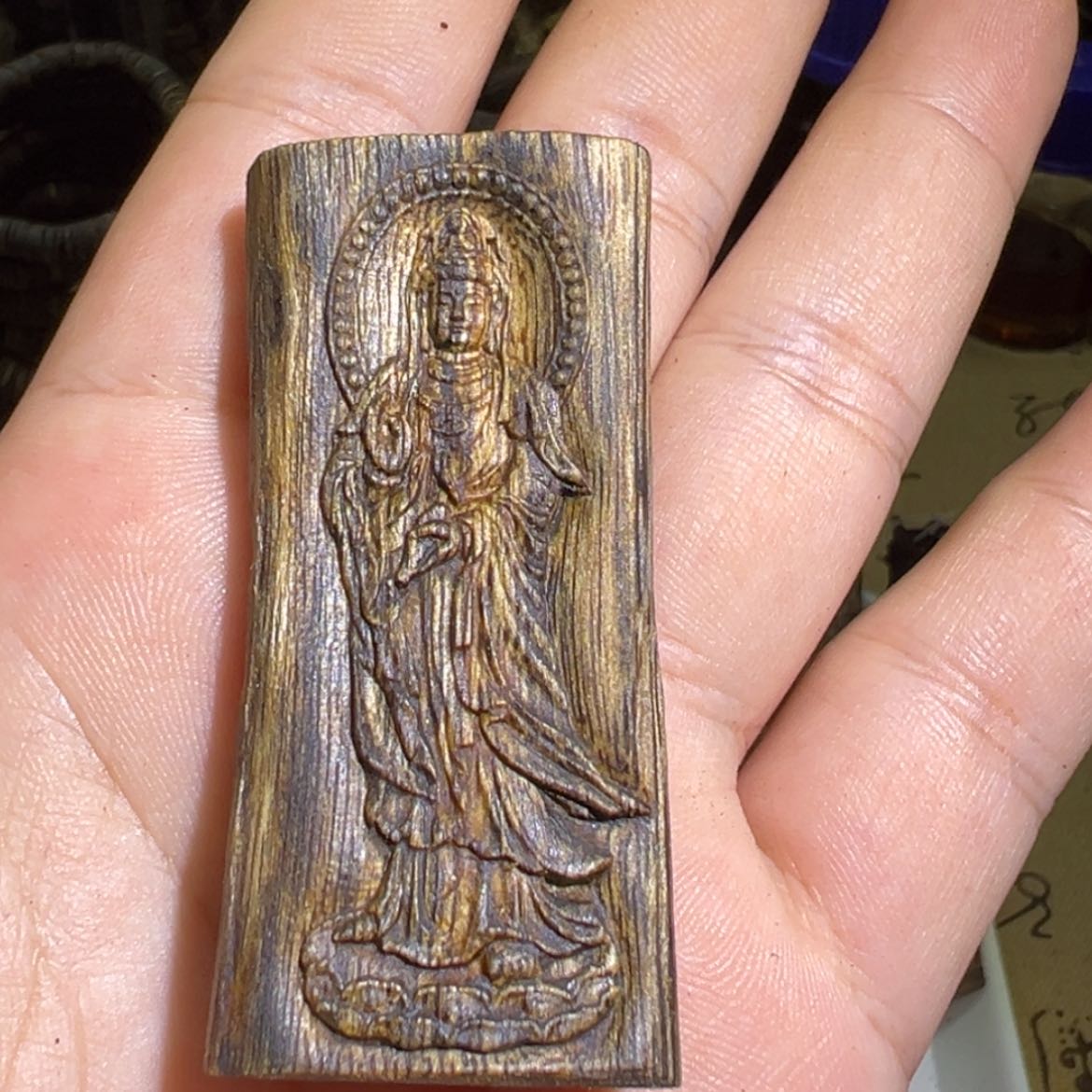 【闪购商品】沉香吊坠孙*观音牌10.1克