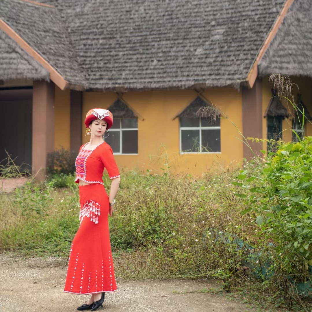 少数民族服装佤族套装年轻时尚气质改良款