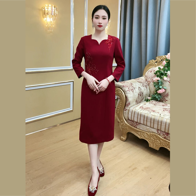 2025新款喜婆婆喜妈妈宴会裙子显瘦气质长袖婚宴长款结婚