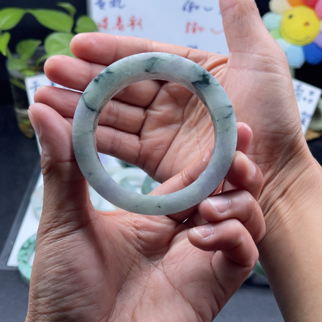 【闪购商品】定制翡翠56-58正圈未镶嵌手镯