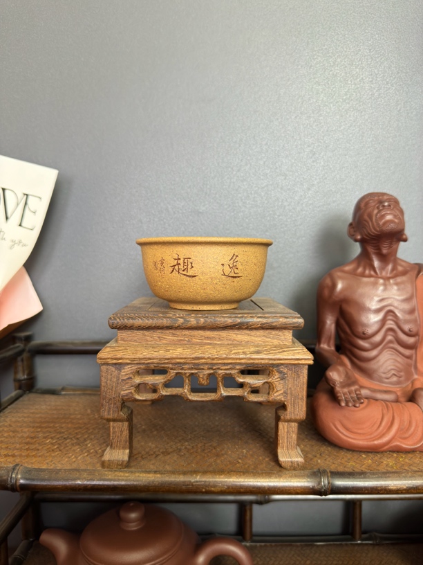 全手工原矿段泥压手杯主人杯