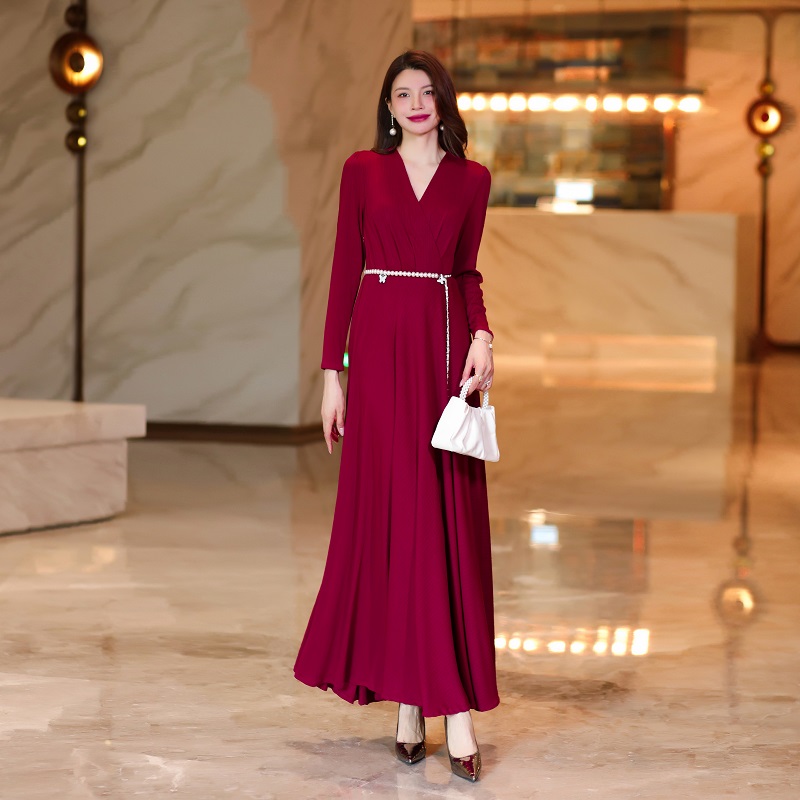 2025秋季新款酒红色时尚优雅气质名媛喜婆婆大摆连衣裙2382