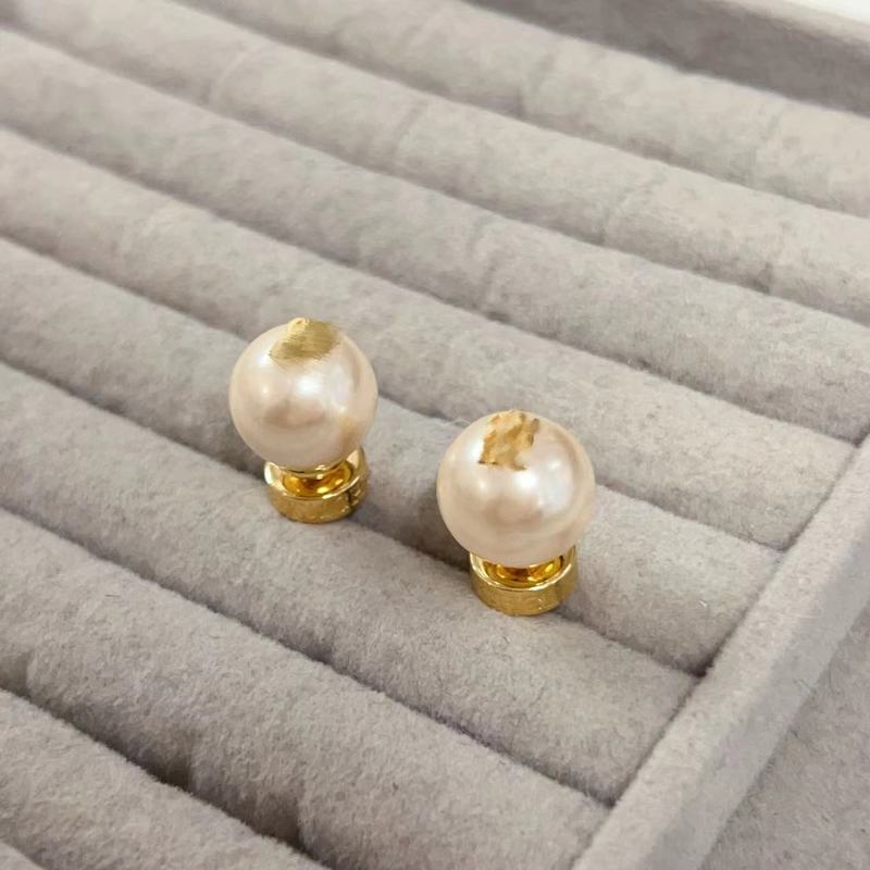 合金耳饰 QIU LI・【c】简约优雅经典粉光珠珠耳钉1h3337