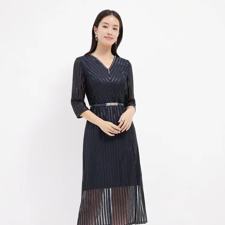 【koradior】珂莱蒂尔优雅v领修身显瘦时尚气质连衣裙女KF06650Q7