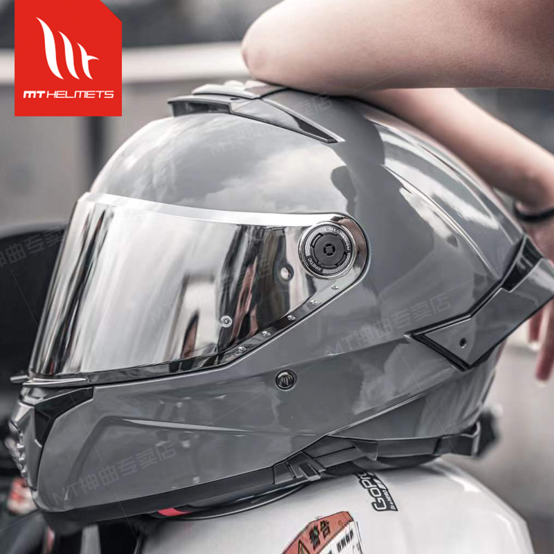 西班牙MT头盔雷神4全盔摩托车男女大尾翼赛机车夏季安全骑行四季