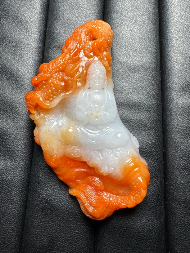 缅甸天然翡翠A货糯种神龙护主随型特色巧雕吊坠