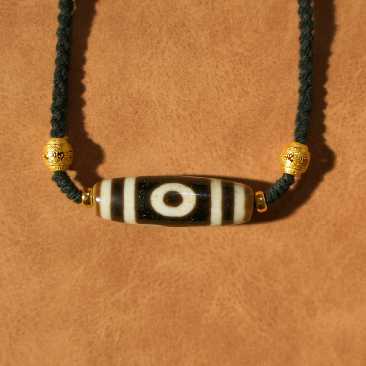 宝盖三眼珠珠玛瑙项链