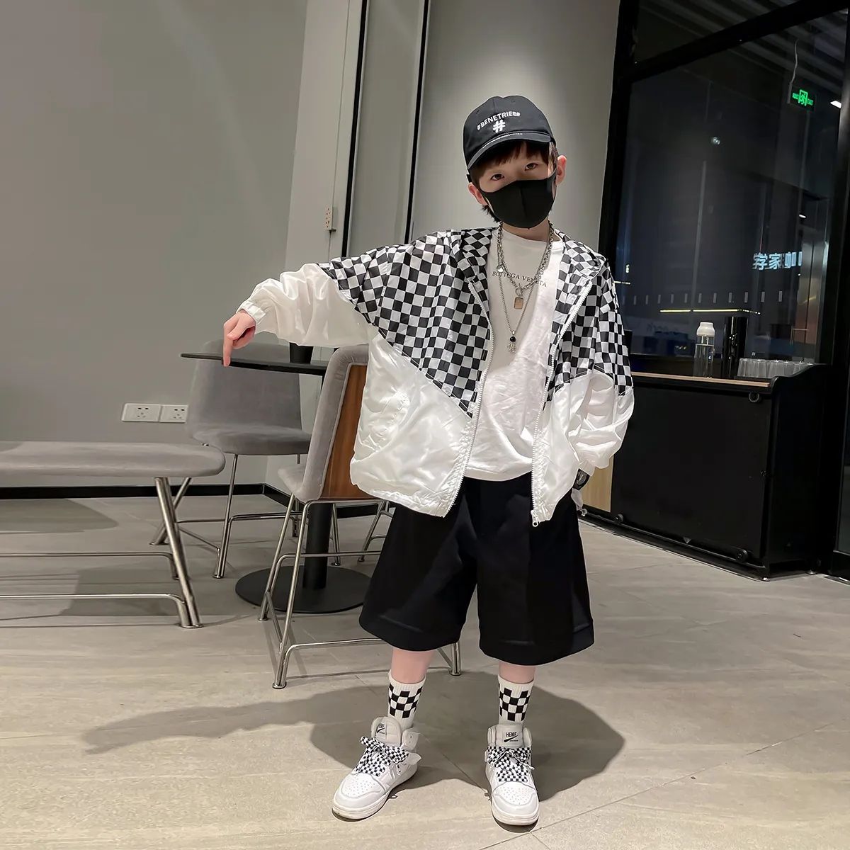 男童夏季防晒衣2022新款中大童韩版薄款连帽外套儿童棋盘格炸街款