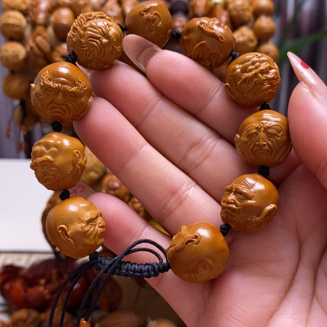 橄榄核核雕十八罗汉短圆