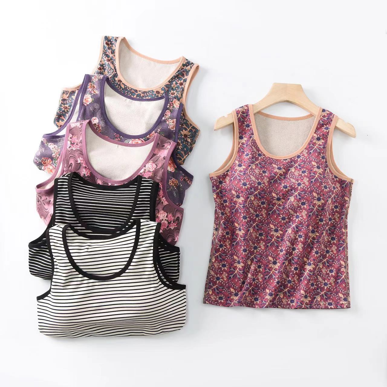 当当家-（一体杯垫）女士冬季加厚百搭舒适保暖休闲小花背心--2412