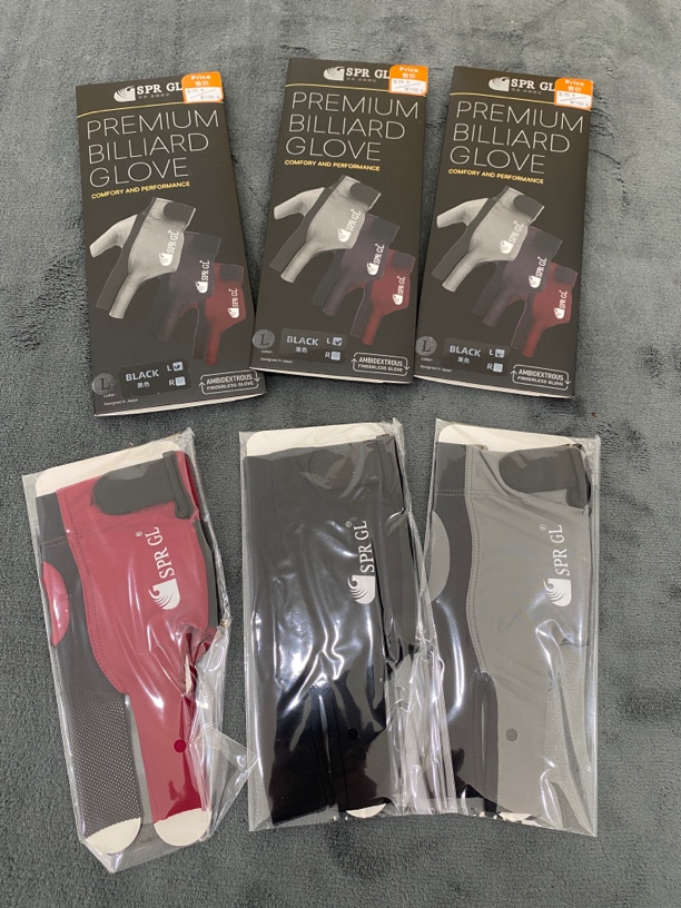 哥莱、掌握精彩。高端台球半指手套。